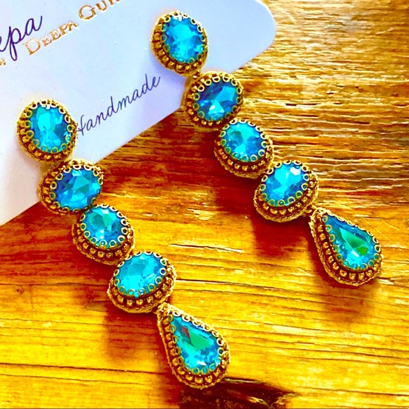 Deepa Gurnani Jewelry - NWT Deepa Gurnani Turquoise Crystal Bead Earrings